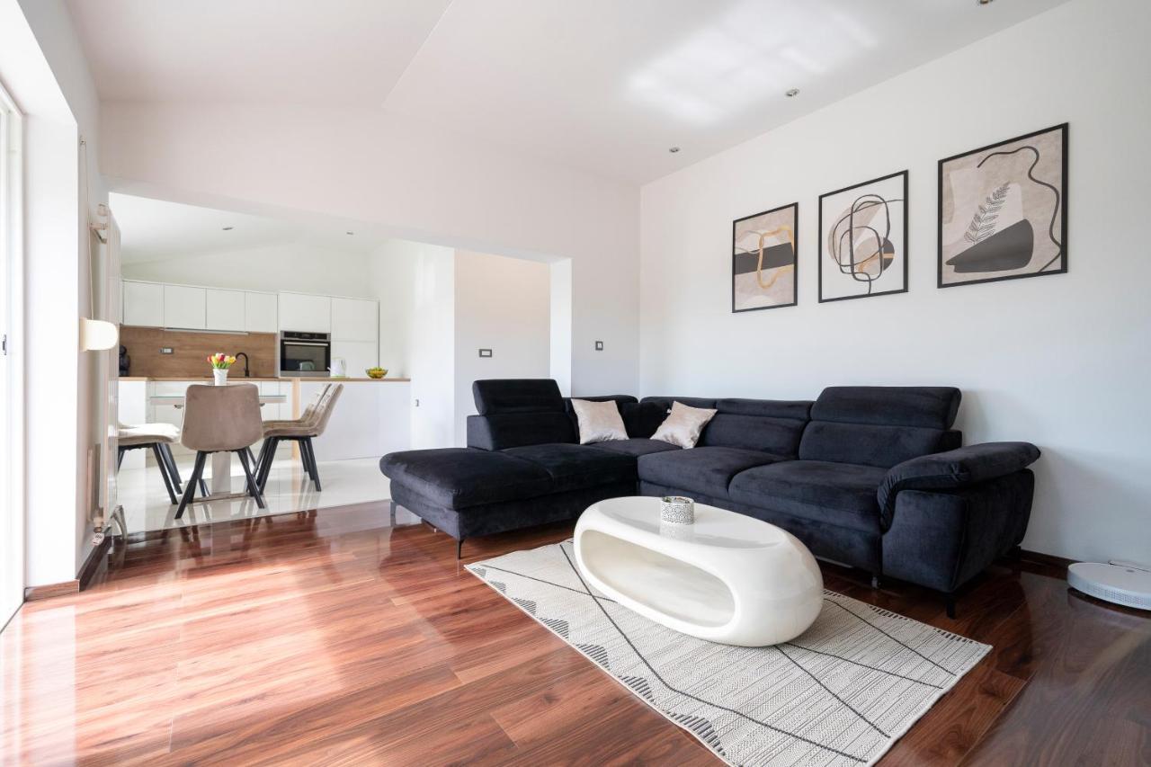 Apartment Absolute Gray Ζαντάρ Εξωτερικό φωτογραφία